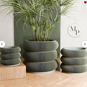 Modernized Pottery Wood BUBBLES Planter & Drip Tray (New, Never Used)